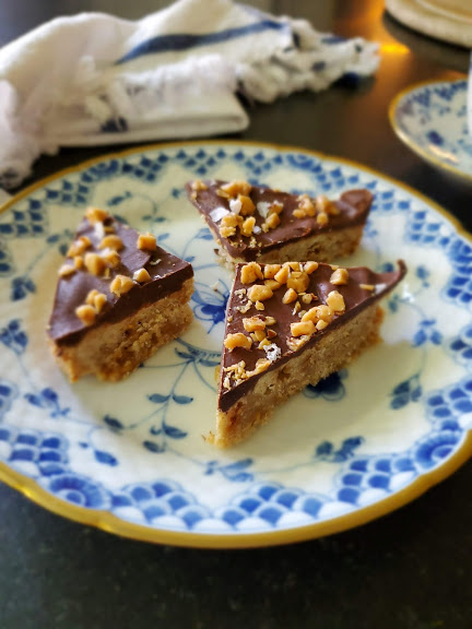 English Toffee Cookie Bars