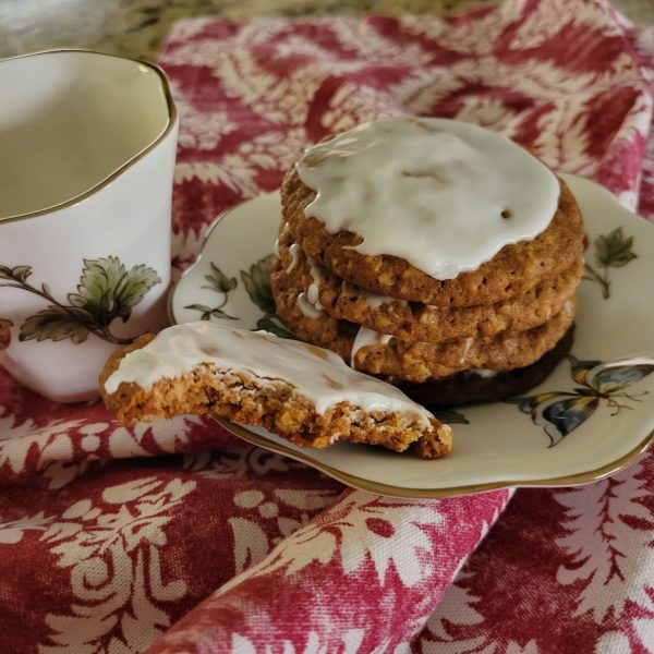 Iced Oatmeal Cookies